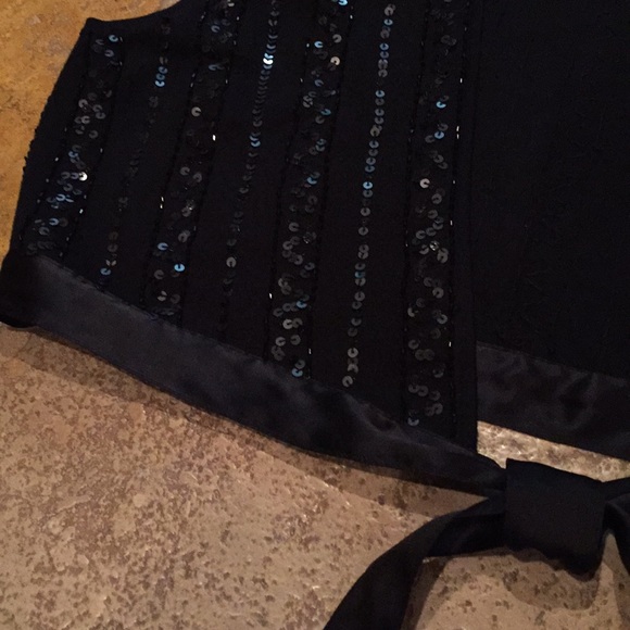 White House Black Market short sequin sweater vest - Picture 2 of 8